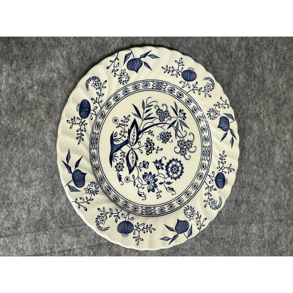 Johnson Brothers Blue Nordic Blue Onion & Floral Design‎ Rim Dinner Plate - Picture 1 of 7